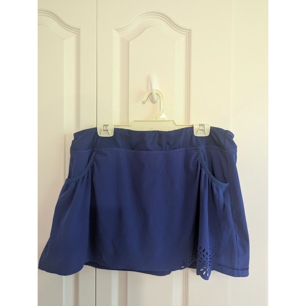 Athleta laser cut Skort Skirt with pockets XL tennis pickleball golf hiking